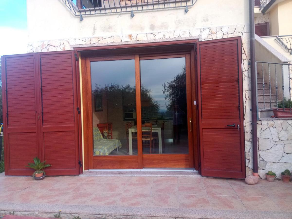 Residence Degli Ulivi Ossi 外观 照片